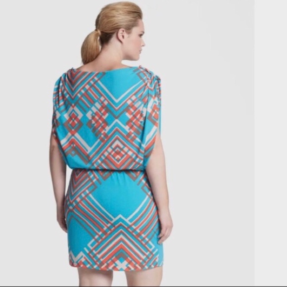 JESSICA SIMPSON BLUE GEOMETRIC DRESS - Picture 6 of 16